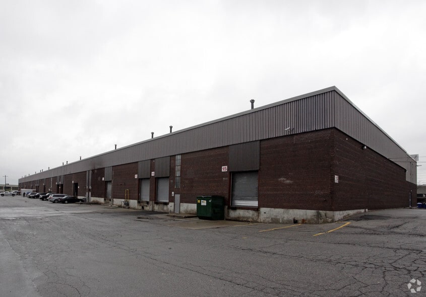 5145 Steeles Ave W, Toronto, ON for lease - Building Photo - Image 2 of 7
