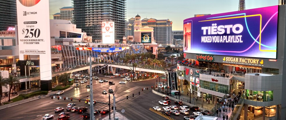 3717 S Las Vegas Blvd, Las Vegas, NV à louer - Aérien - Image 3 de 14