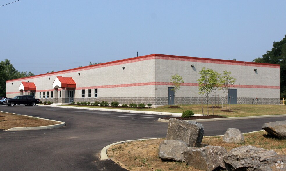 400 Frenchtown Rd, East Greenwich, RI à vendre - Photo principale - Image 1 de 1