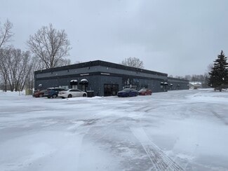 Plus de détails pour 4525 Stauffer Ave SE, Grand Rapids, MI - Bureau/Commerce de détail à louer