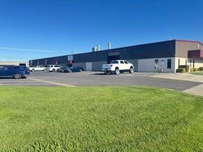 509 Galaxy Way, Modesto, CA for lease Building Photo- Image 2 of 30