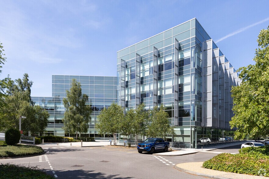 100 Brook Dr, Reading à louer - Photo principale - Image 1 de 3