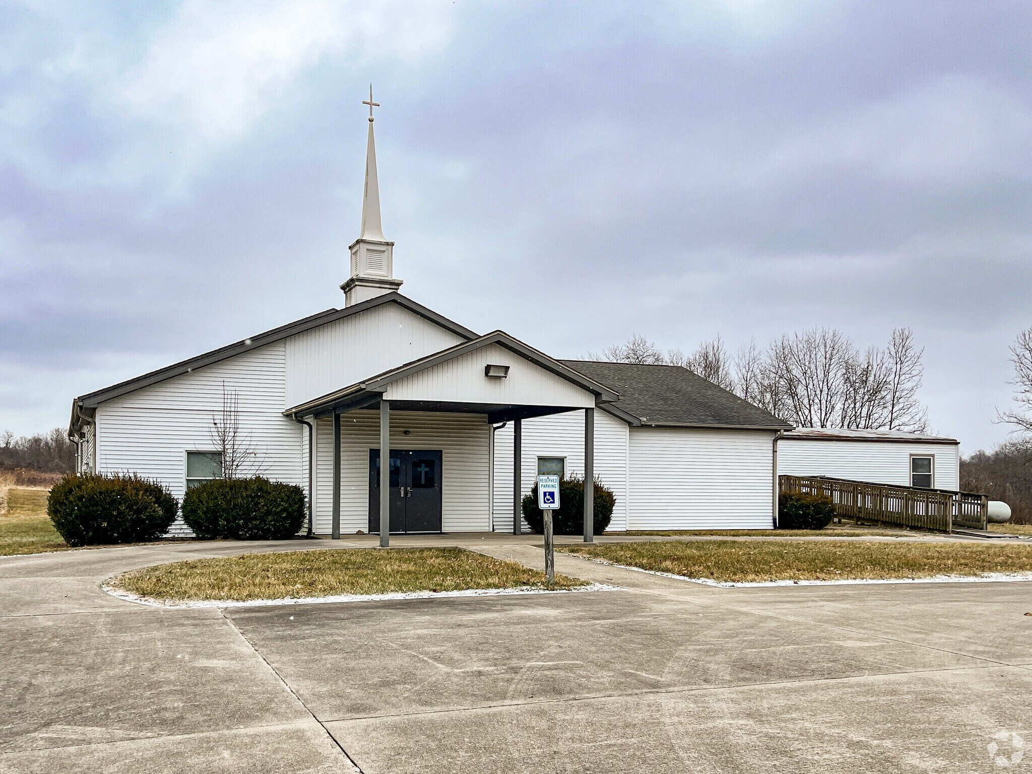 5010 OH-13, New Lexington, OH à vendre Photo principale- Image 1 de 24