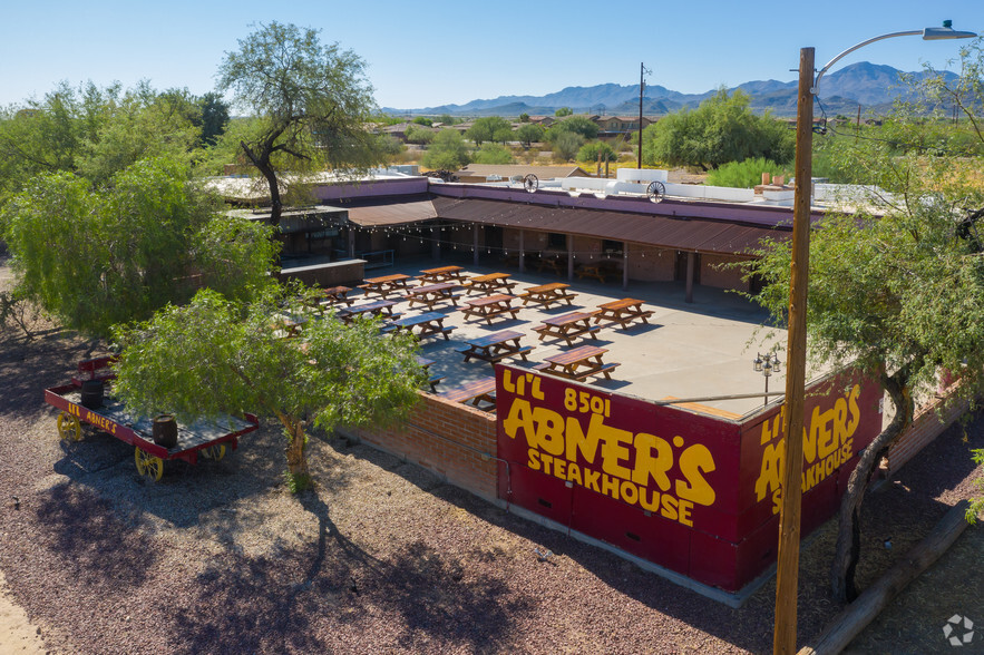 8501 N Silverbell Rd, Tucson, AZ à vendre - Photo du bâtiment - Image 1 de 1