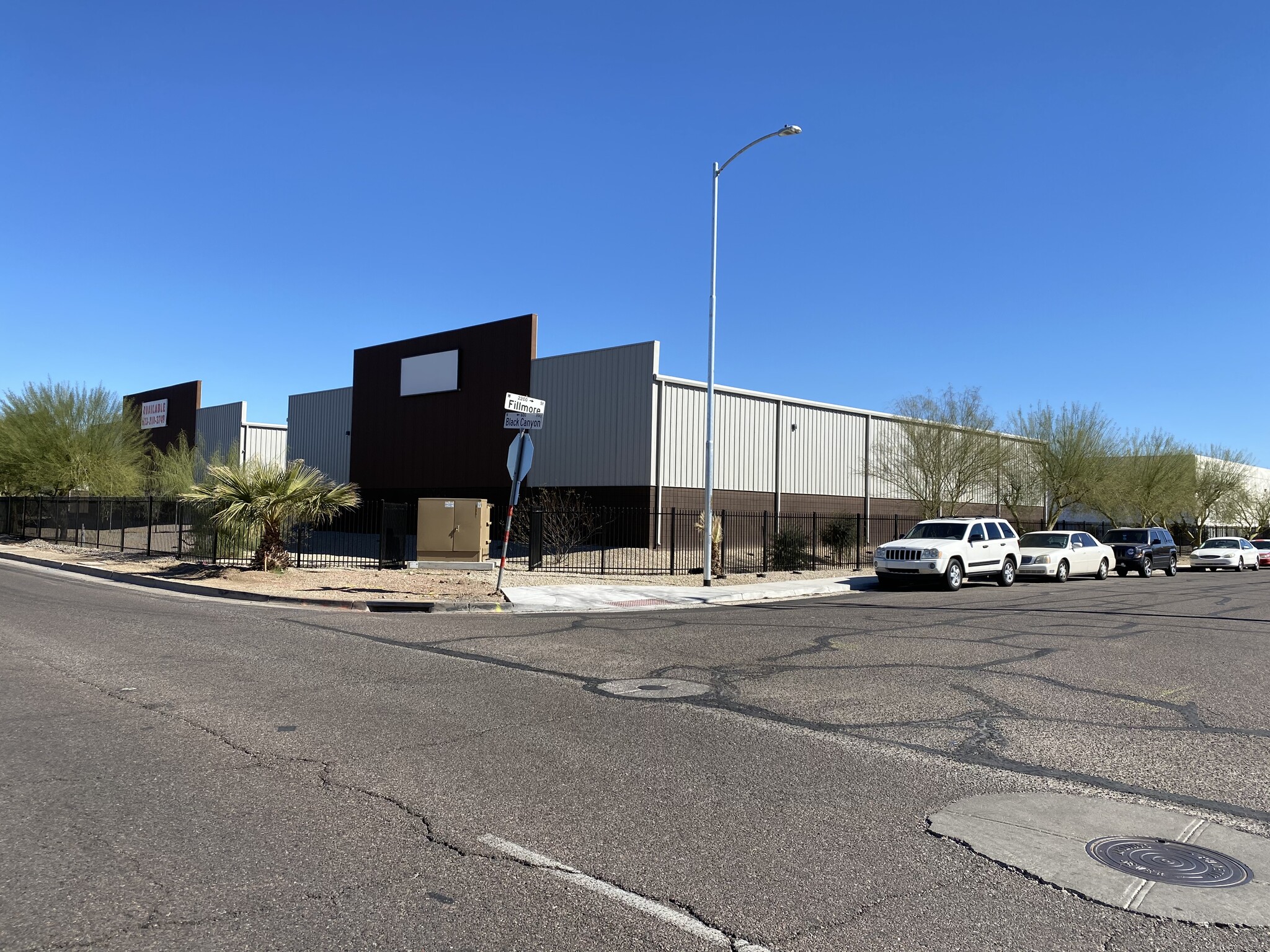 2220 W Fillmore St, Phoenix, AZ for lease Primary Photo- Image 1 of 4