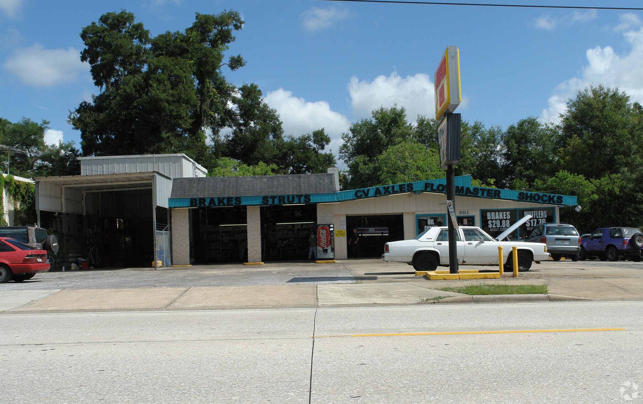 601 W New York Ave, Deland, FL à vendre Photo principale- Image 1 de 3