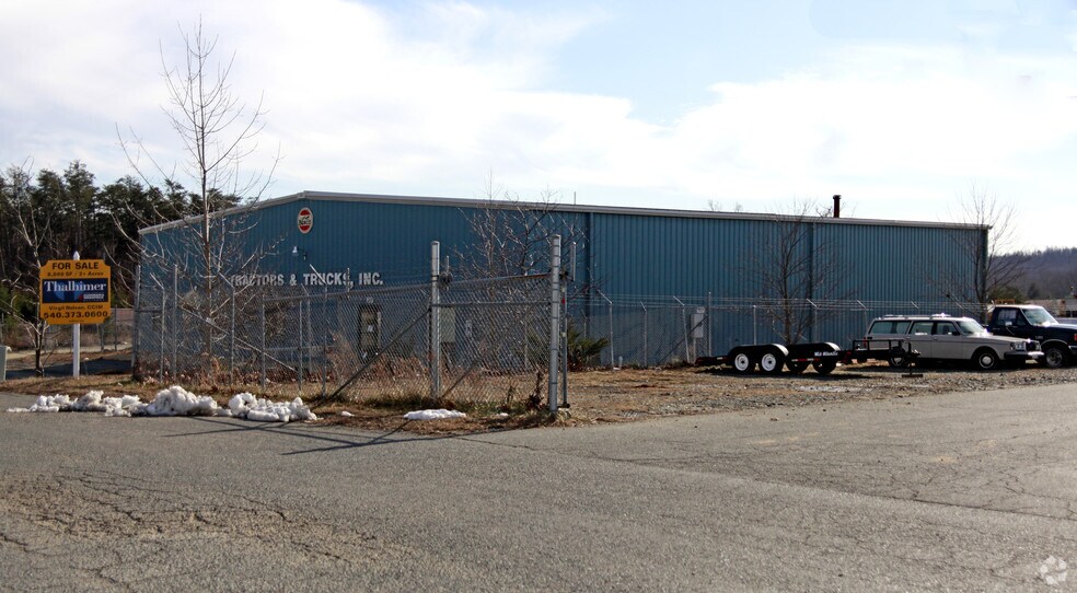 24 Perchwood Dr, Stafford, VA à vendre - Photo du bâtiment - Image 2 de 2