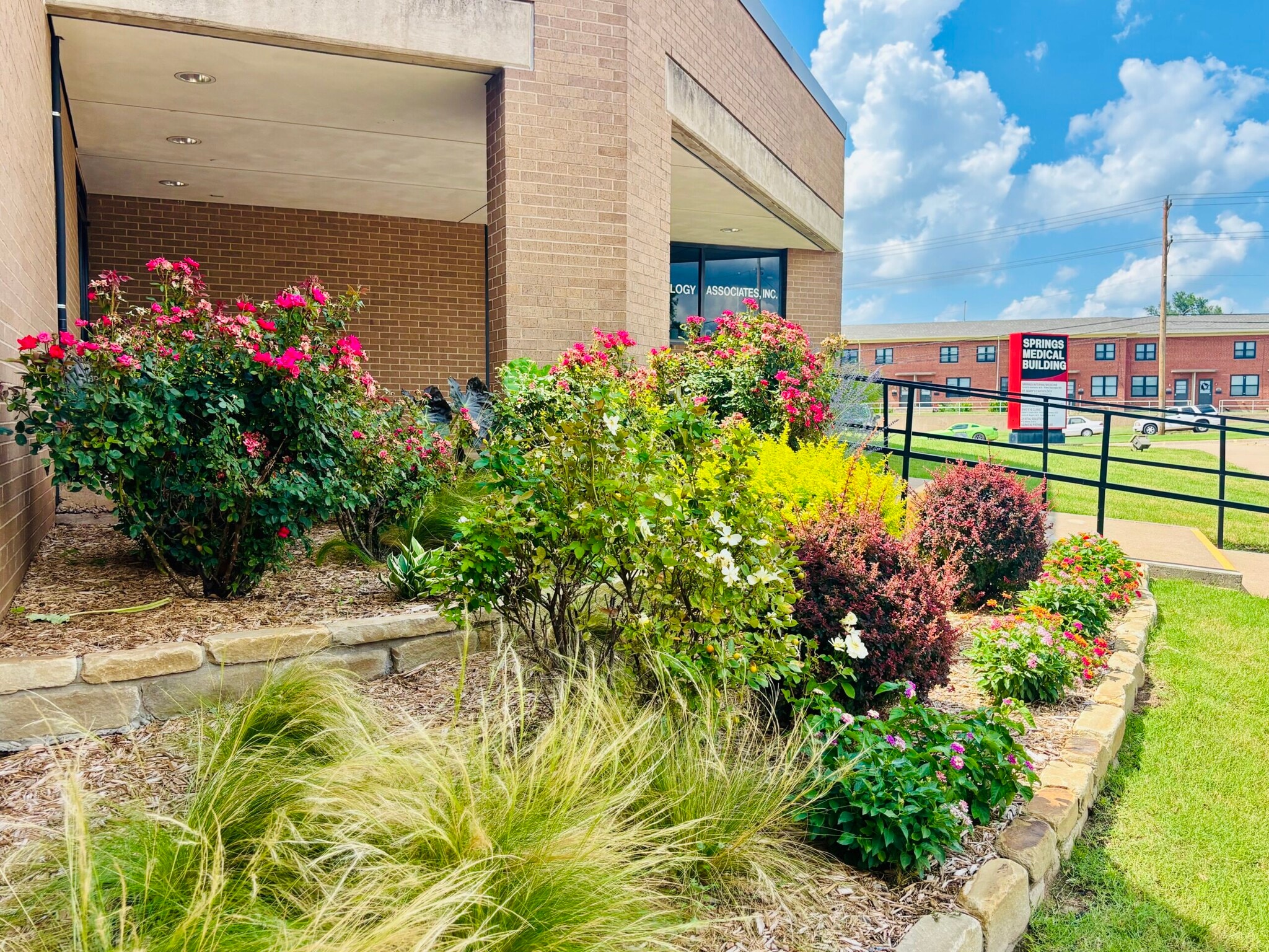 615 E Oklahoma Ave, Enid, OK for sale Primary Photo- Image 1 of 14