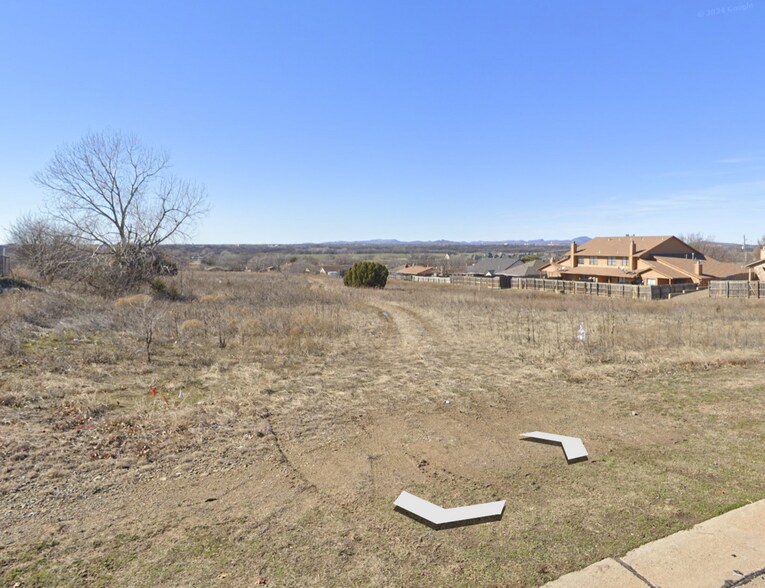 506 NE Flower Mound Rd, Lawton, OK à vendre - Photo du bâtiment - Image 3 de 12