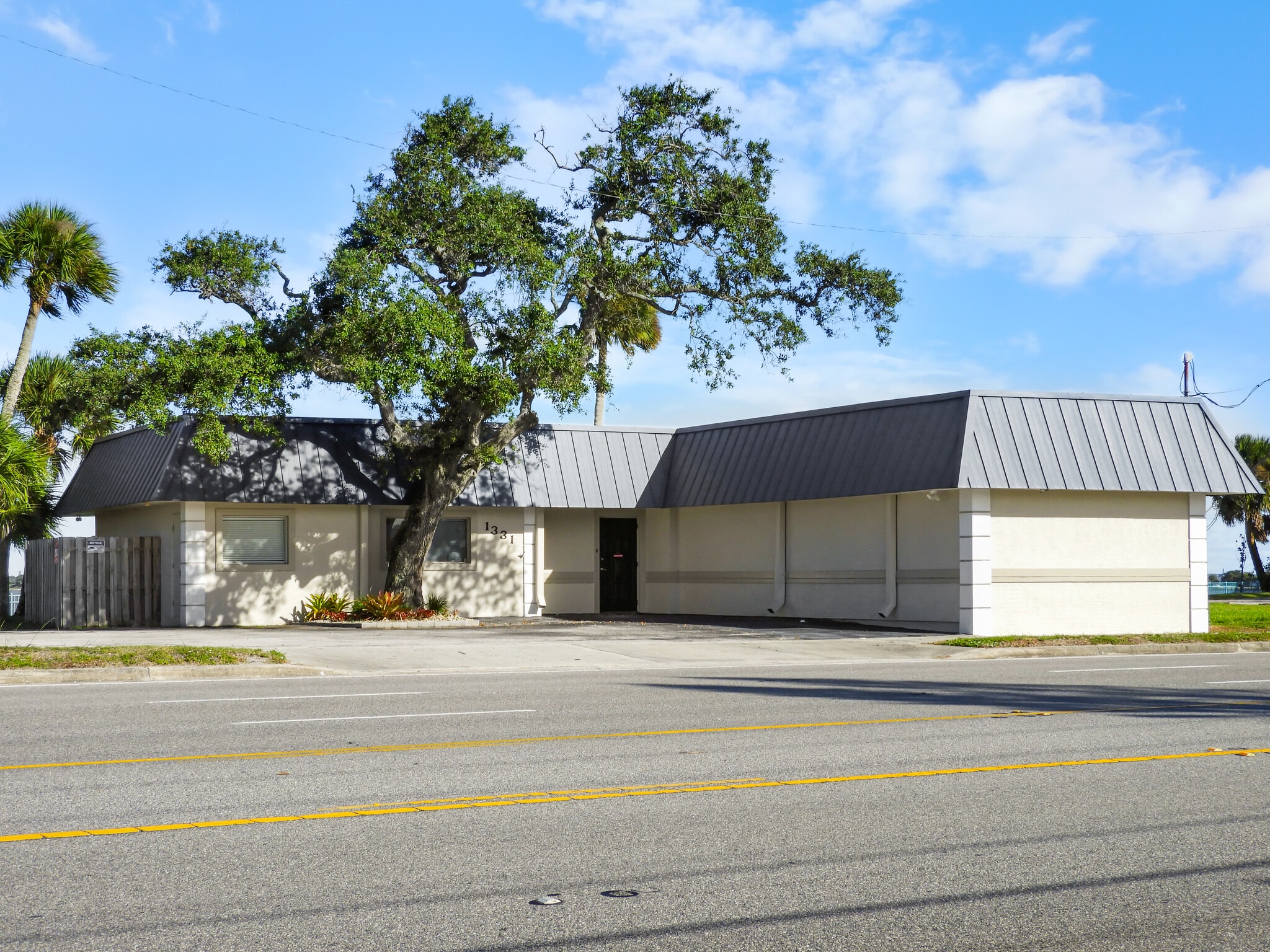 1331 S Harbor City Blvd, Melbourne, FL for lease Building Photo- Image 1 of 22