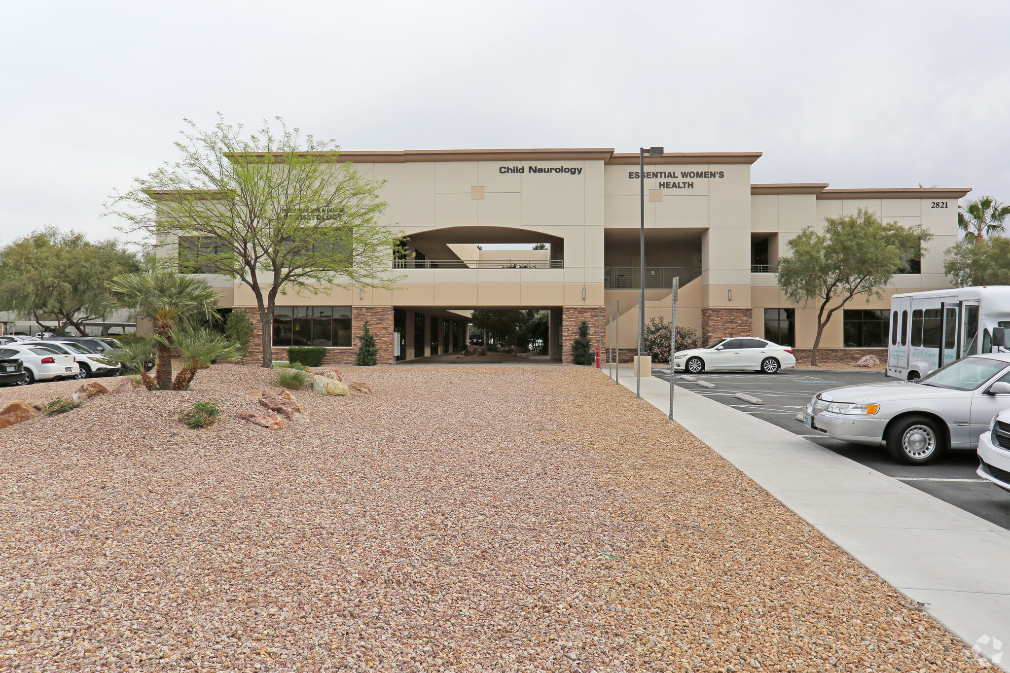 2821 W Horizon Ridge Pky, Henderson, NV à vendre Photo du bâtiment- Image 1 de 1