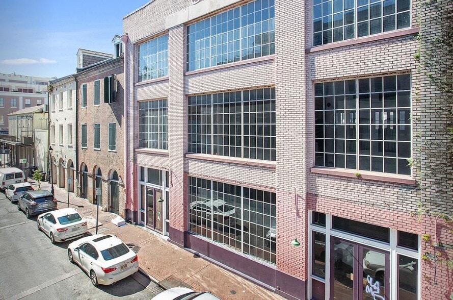 517 Toulouse St, New Orleans, LA for sale - Building Photo - Image 3 of 6