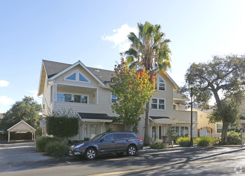 10056 Orange Ave, Cupertino, CA for lease - Primary Photo - Image 1 of 8