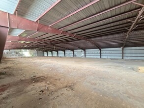 14077 N Highway 75, Willis, TX à vendre Photo intérieure- Image 2 de 12