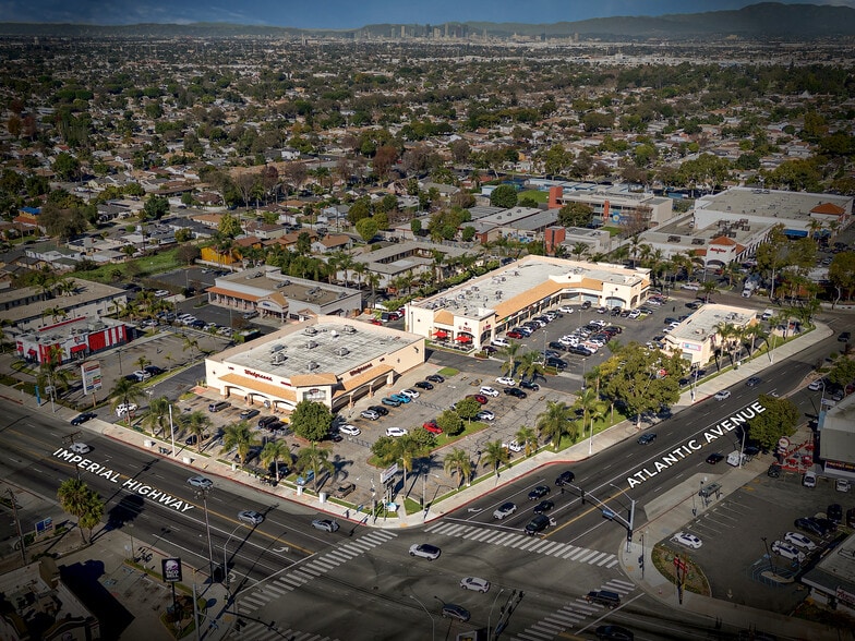 10901-10923 Atlantic Ave, Lynwood, CA for sale - Building Photo - Image 2 of 21