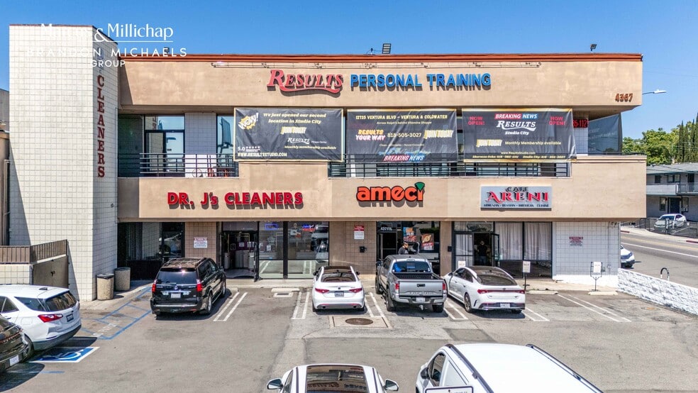4367 Woodman Ave, Sherman Oaks, CA for sale - Building Photo - Image 3 of 11