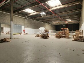 Industrial in Herblay for lease Interior Photo- Image 1 of 8