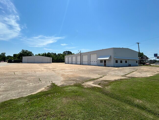 Plus de détails pour 246 N Pearson Rd, Jackson, MS - Industriel à louer