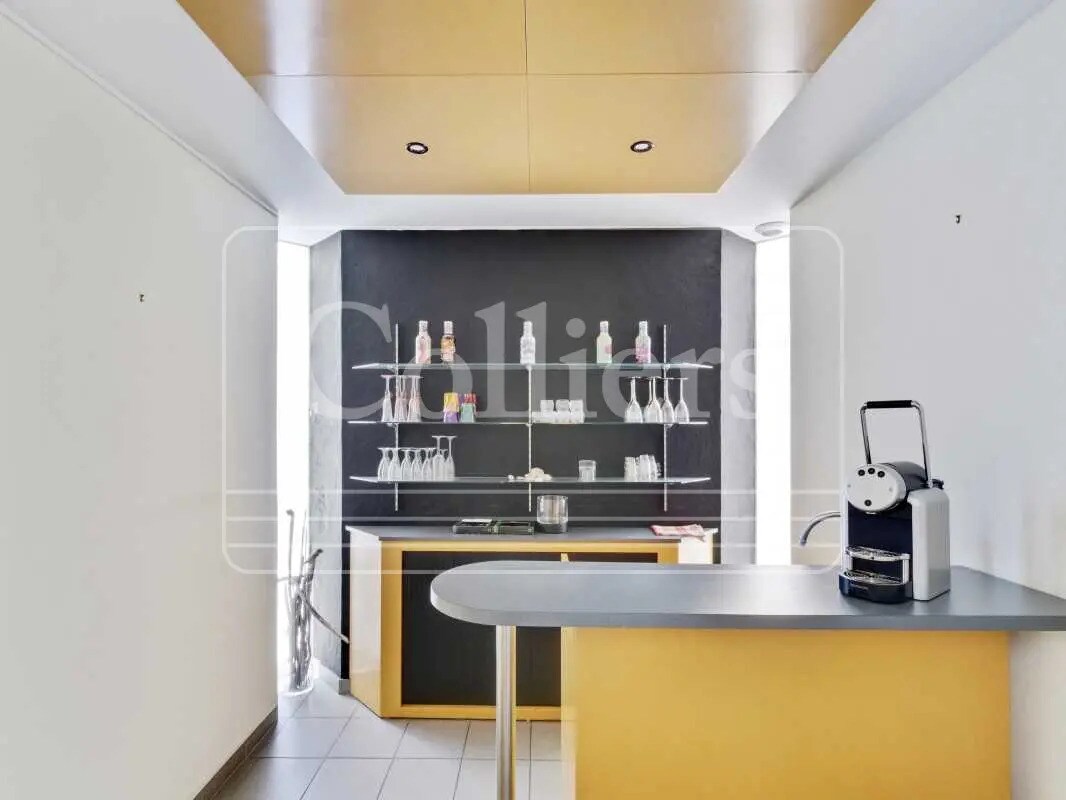 8 Rue Du Cargo Rhin Fidelity, Marseille for lease Building Photo- Image 1 of 12