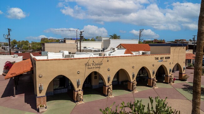 Plus de détails pour 7050-7058 E Main St, Scottsdale, AZ - Commerce de détail à vendre