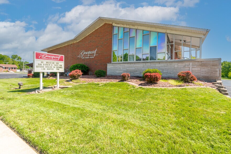 2450 Pontoon Rd, Granite City, IL à vendre - Photo du bâtiment - Image 3 de 79