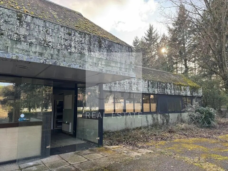 Flex in Courzieu for sale Building Photo- Image 1 of 9