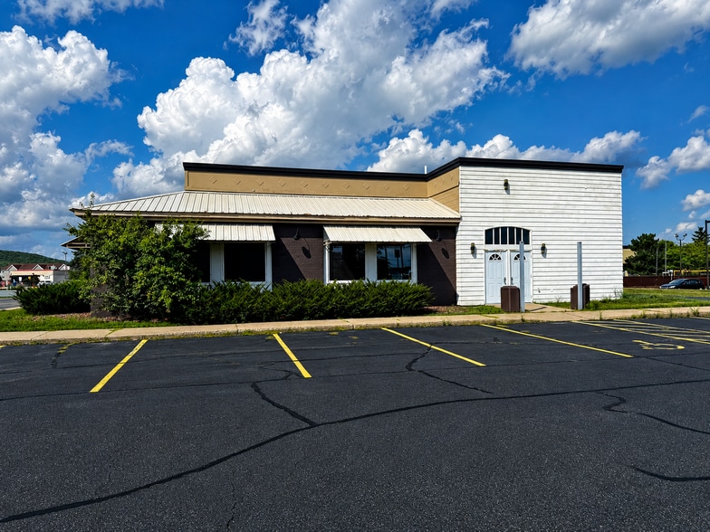 1490 County Road Xx, Rothschild, WI for sale - Building Photo - Image 2 of 10