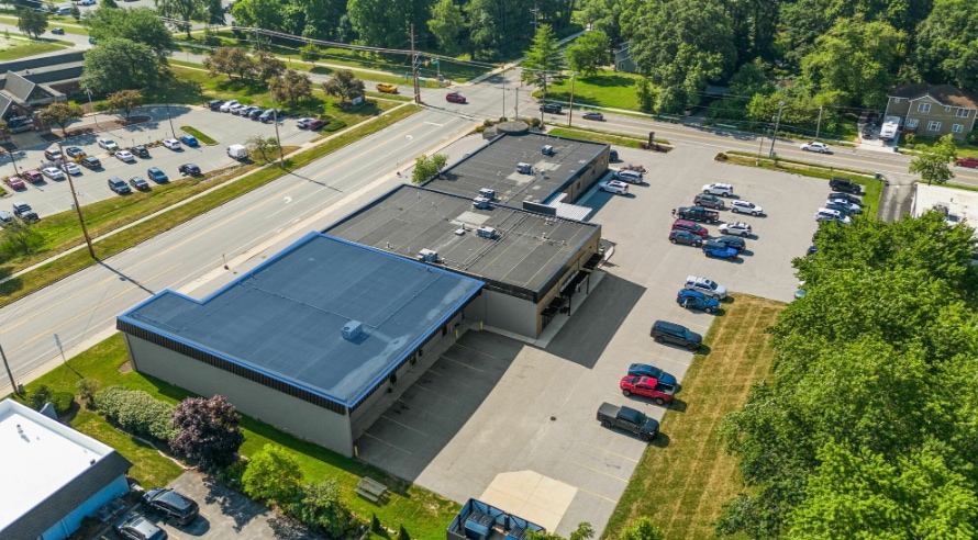 1111 Glendale Blvd, Valparaiso, IN for lease - Building Photo - Image 2 of 24