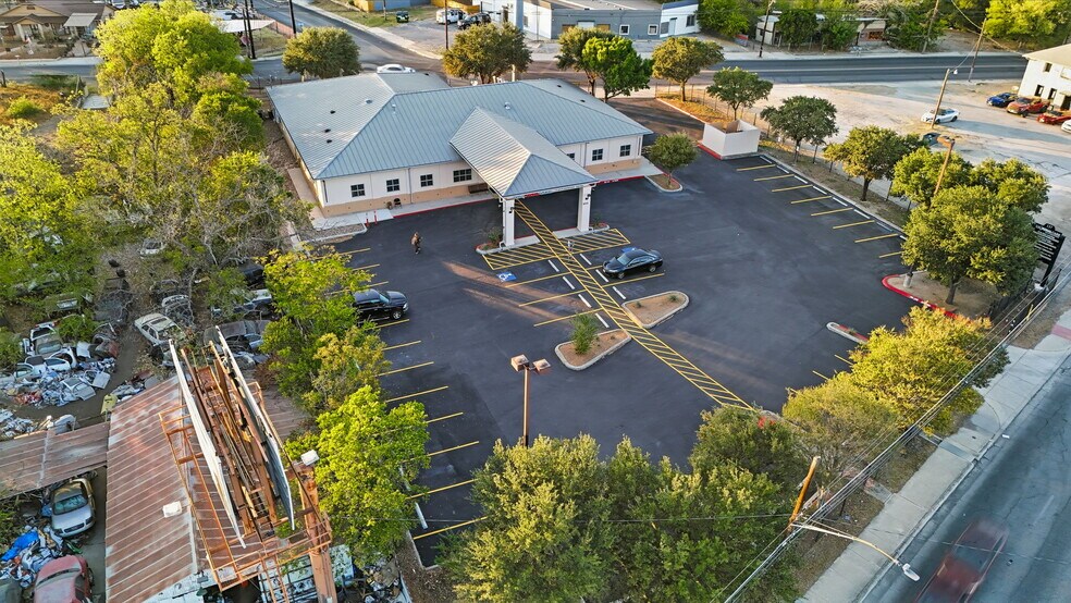 137 Palo Alto Rd, San Antonio, TX à vendre - Photo du bâtiment - Image 2 de 27