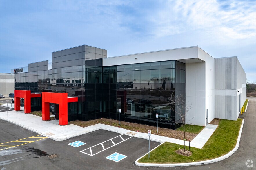 41 Performance, Richmond Hill, ON à vendre - Photo principale - Image 1 de 1