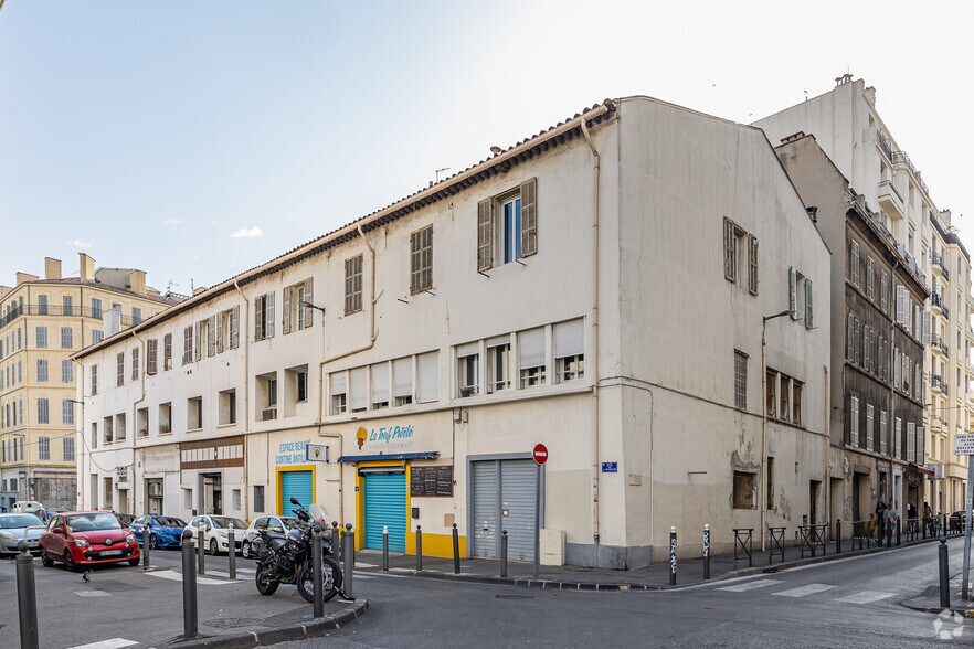 Office in Marseille for lease - Building Photo - Image 2 of 2