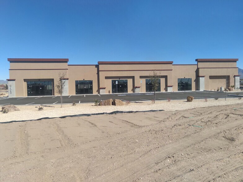 4160 Northrise dr, Las Cruces, NM à louer - Photo principale - Image 1 de 2