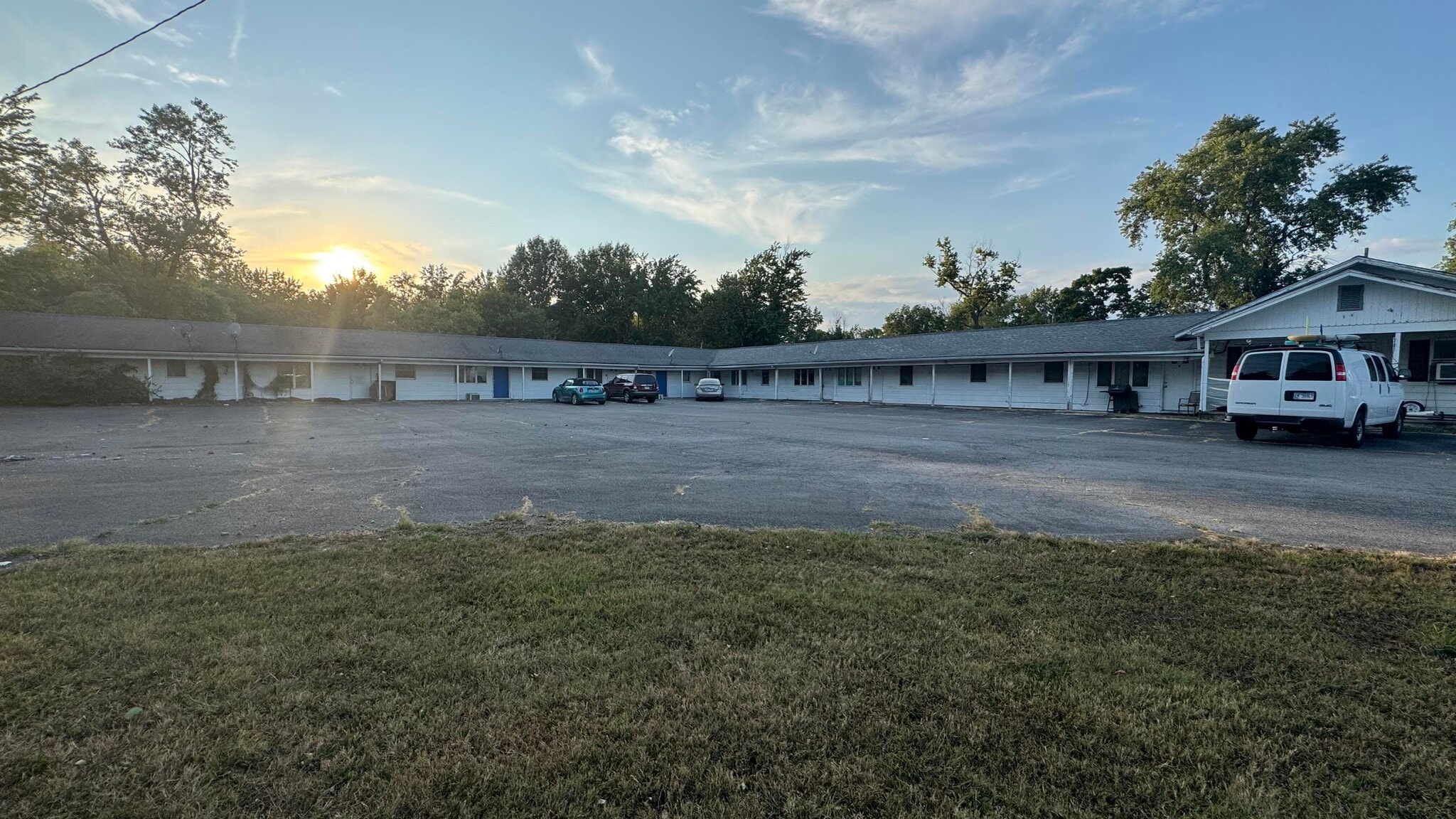1950 N Illinois Ave, Carbondale, IL for sale Primary Photo- Image 1 of 6