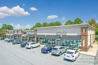 Plus de détails pour E John St, Matthews, NC - Commerce de détail à louer