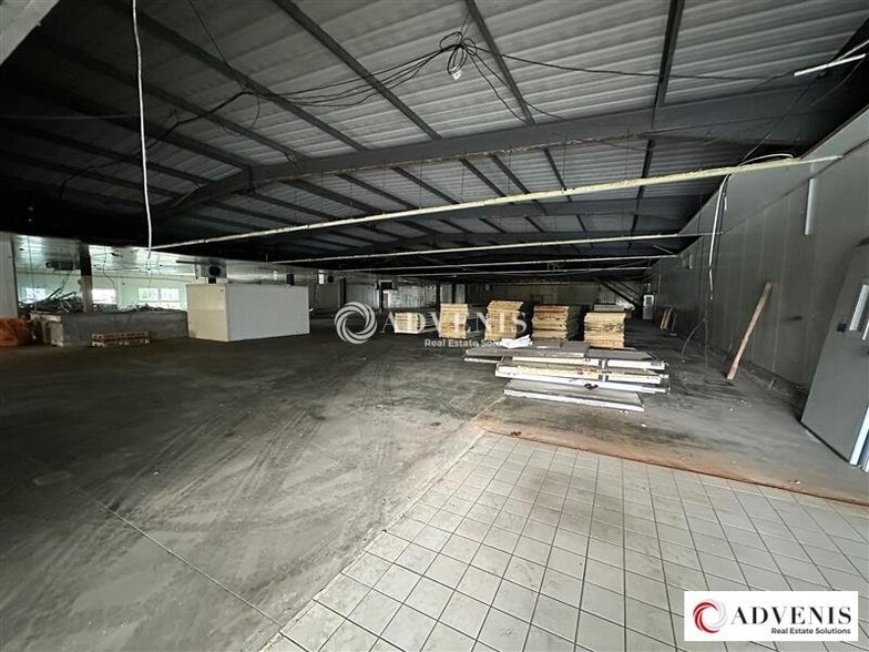 Rue Du Courant, Lormont for lease - Interior Photo - Image 3 of 11