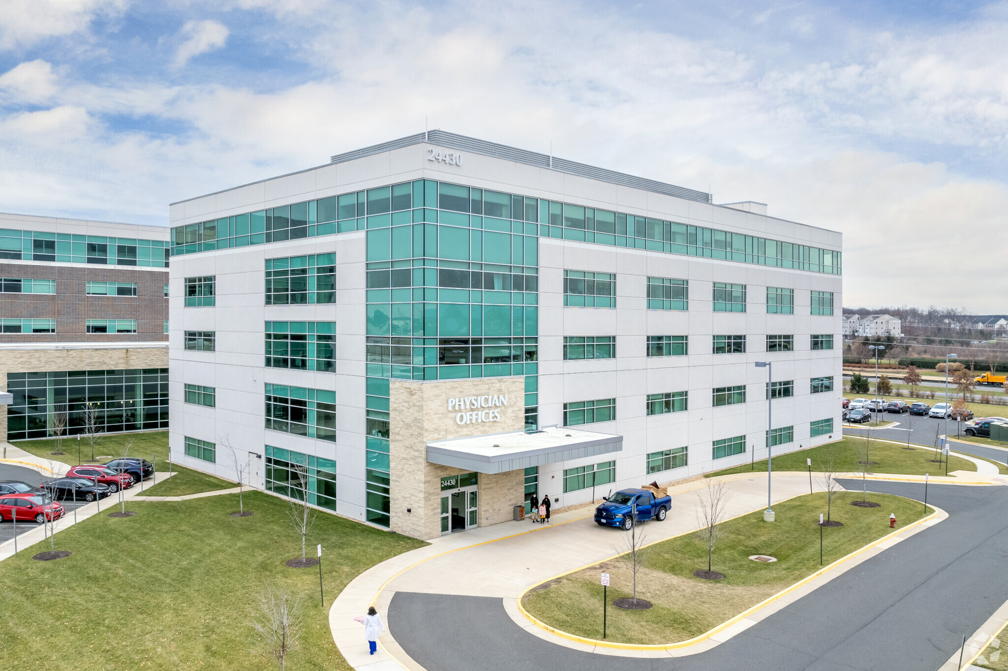 24430 Stone Springs Blvd, Dulles, VA for lease Building Photo- Image 1 of 6