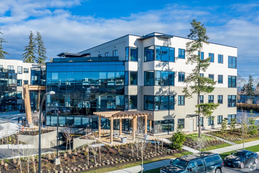 15315 31 Av, Surrey, BC à louer - Photo du bâtiment - Image 2 de 4