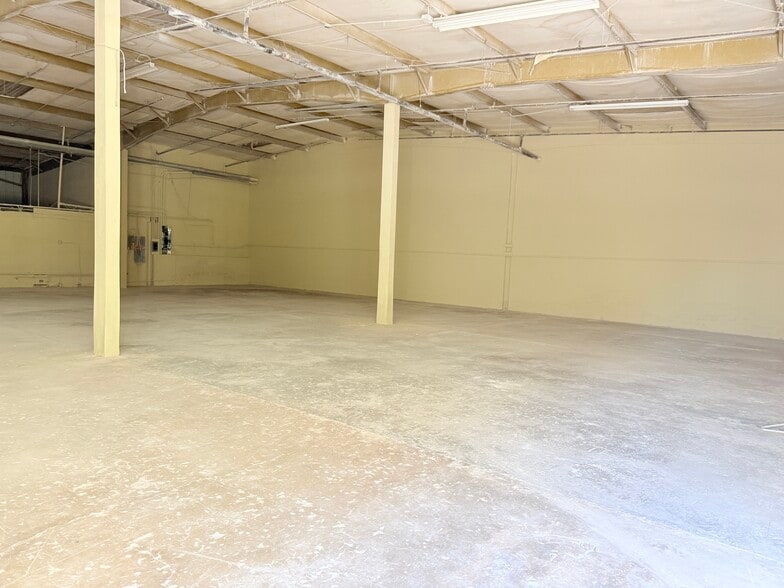 11300 Space Blvd, Orlando, FL for lease - Building Photo - Image 2 of 15