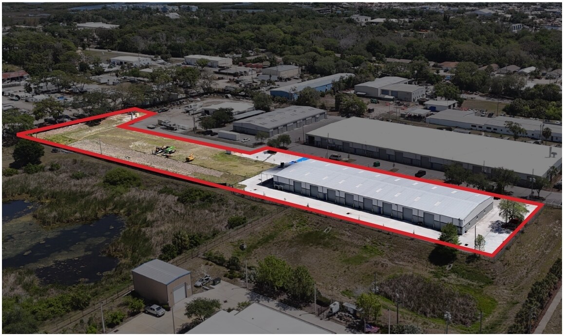 1500 L and R Industrial Blvd, Tarpon Springs, FL à louer Photo du bâtiment- Image 1 de 8