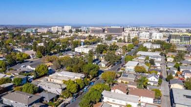 200 Dumbarton Ave, Redwood City, CA - Aérien  Vue de la carte - Image1