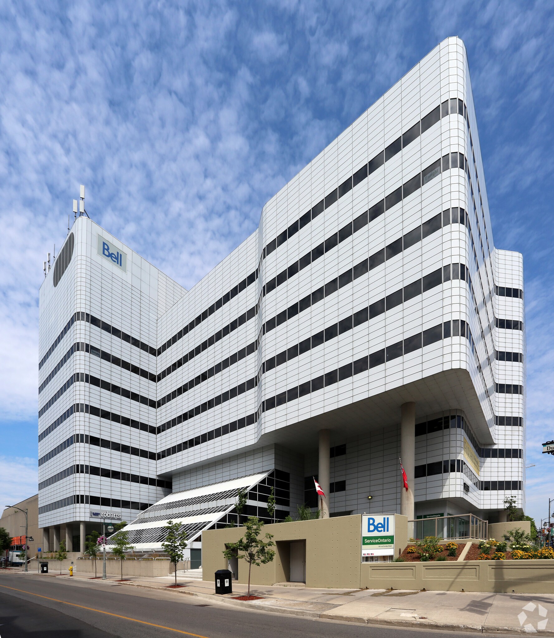 100 Dundas St, London, ON for sale Building Photo- Image 1 of 1