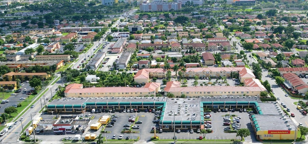 10900 W Flagler St, Miami, FL à louer - Aérien - Image 2 de 8