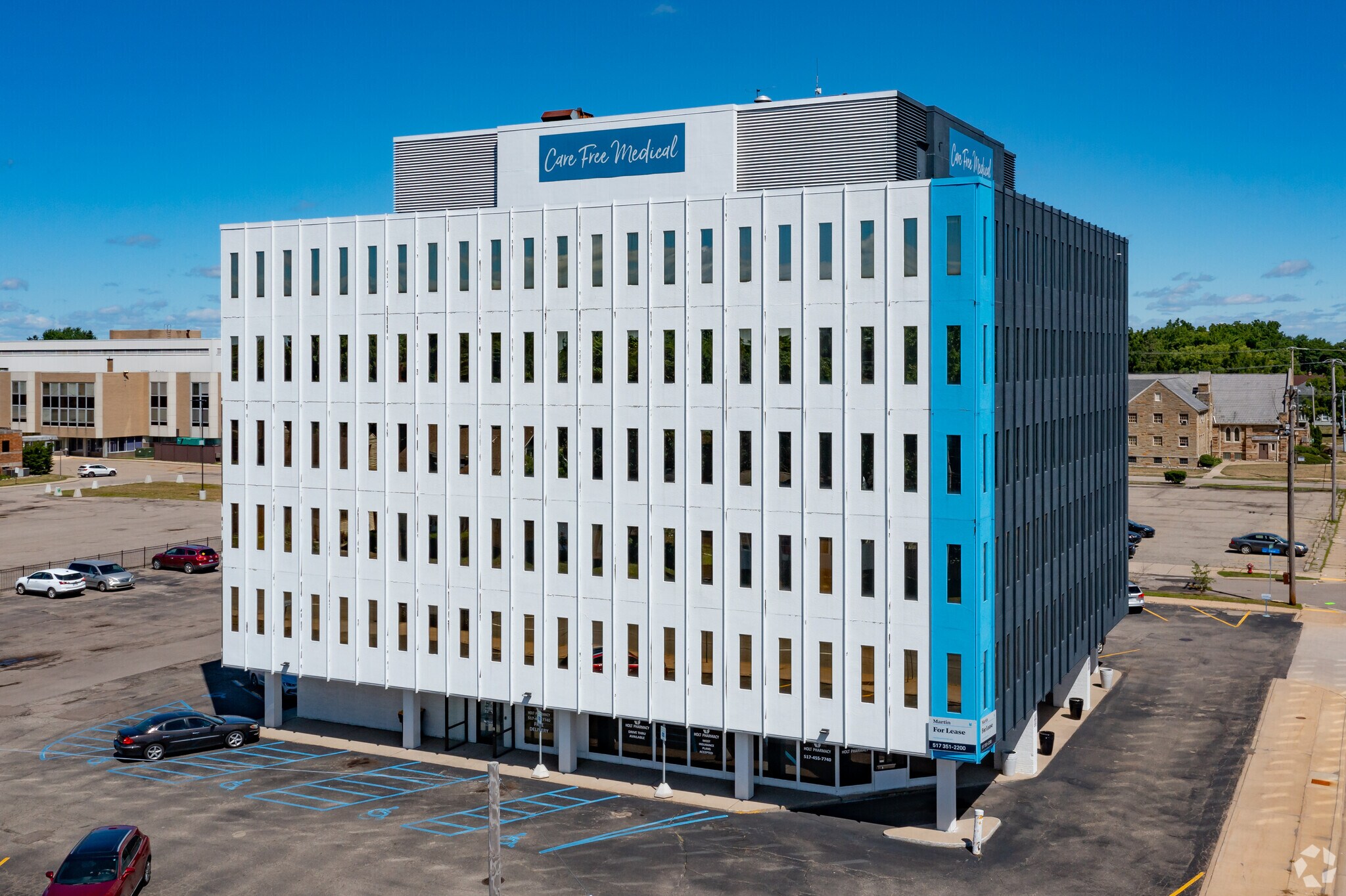 1100 W Saginaw St, Lansing, MI à vendre Photo principale- Image 1 de 83