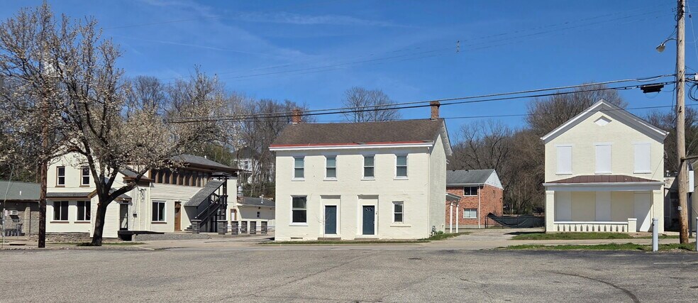 6344 Gracely Dr, Cincinnati, OH à vendre - Photo du bâtiment - Image 3 de 10
