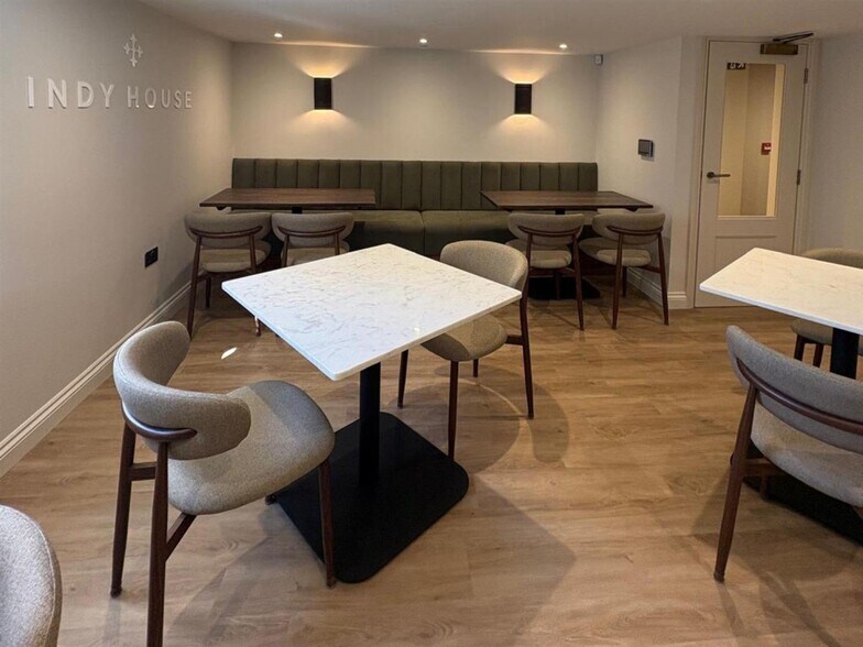 16 Church St, Honley à louer - Photo intérieure - Image 3 de 13