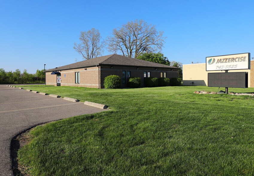3525 E Court St, Flint, MI à vendre - Photo du bâtiment - Image 1 de 6