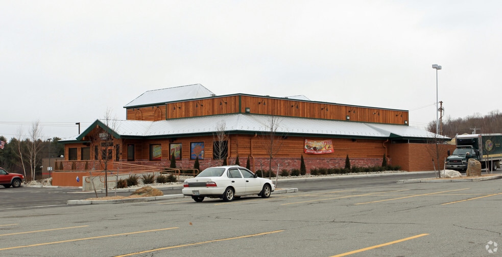 26-42 Whitten Rd, Augusta, ME for lease - Building Photo - Image 3 of 3