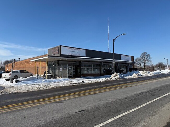 Plus de détails pour 1870 Fillmore Ave, Buffalo, NY - Flex à vendre