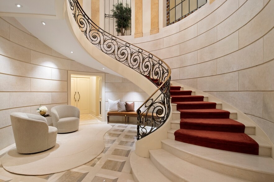 349 W 86th St, New York, NY for sale - Lobby - Image 2 of 12