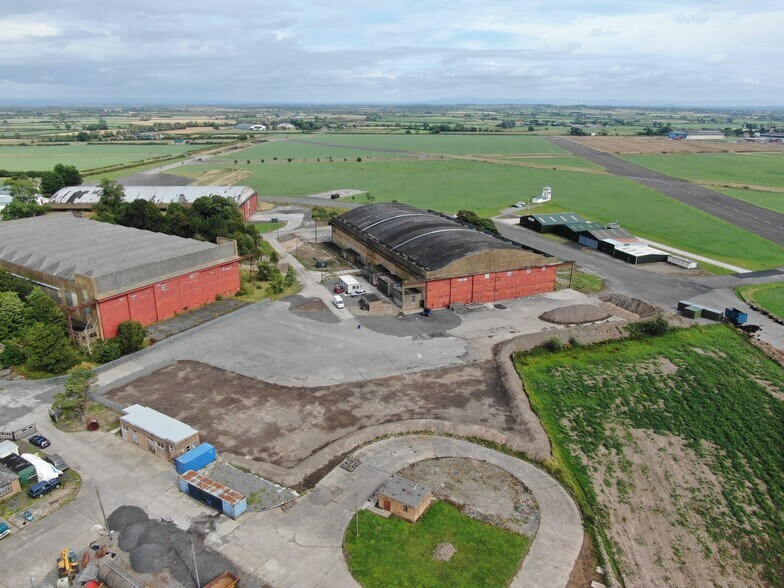 Kirkbride Airfield, Wigton à vendre - Photo du bâtiment - Image 2 de 8